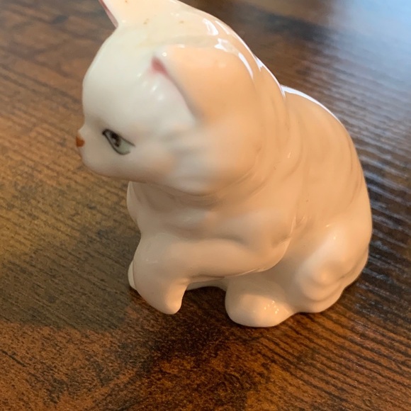 VINTAGE 1984 ENESCO Persian White Cat Figurine BEAUTIFUL 2.25" Porcelain Kitten - Picture 6 of 6